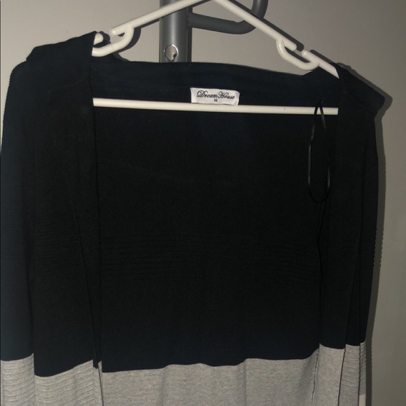 Dream house, Extra long cardigan with hoodie, size 14, black white and grey. - Picture 4 of 4